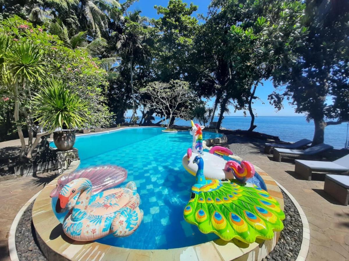 Murex Dive Resort Manado Exteriör bild