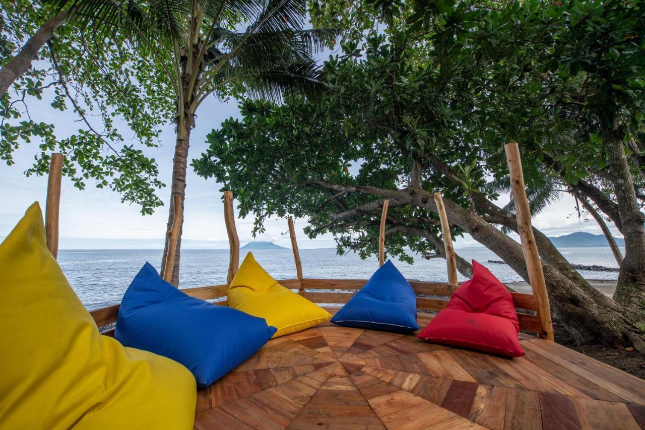 Murex Dive Resort Manado Exteriör bild